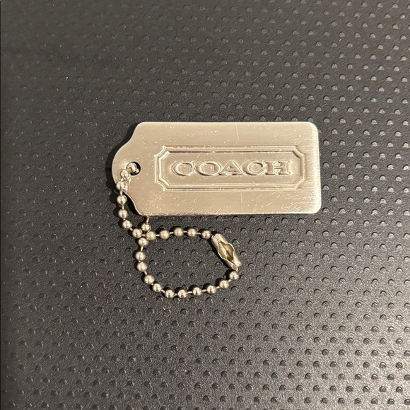 Coach Metal Hang Tag Silver - Picture 2 of 6